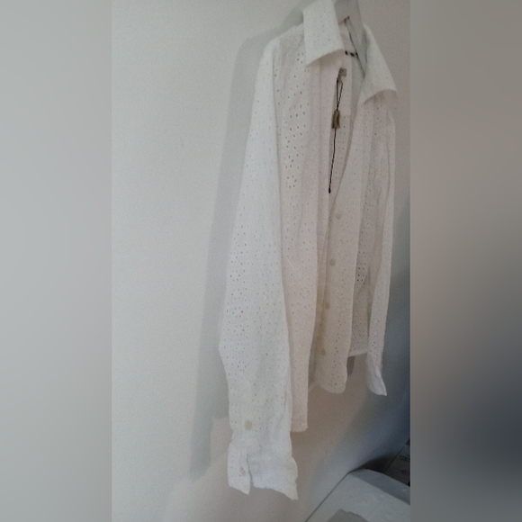 Burberry White Eyelet Blouse Nova Check Trimmed Made in Italy- Size M- NWT - Picture 3 of 9